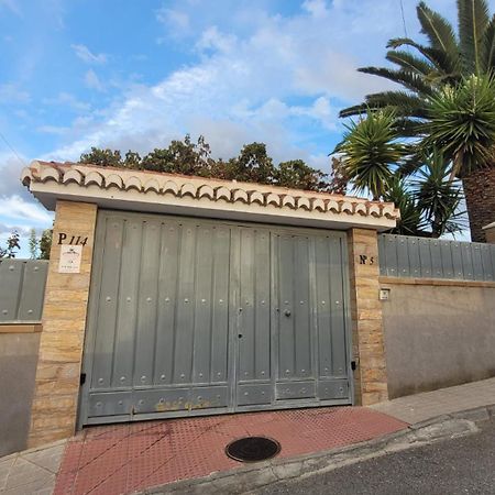 Casita De Invitados En Otura Exterior foto